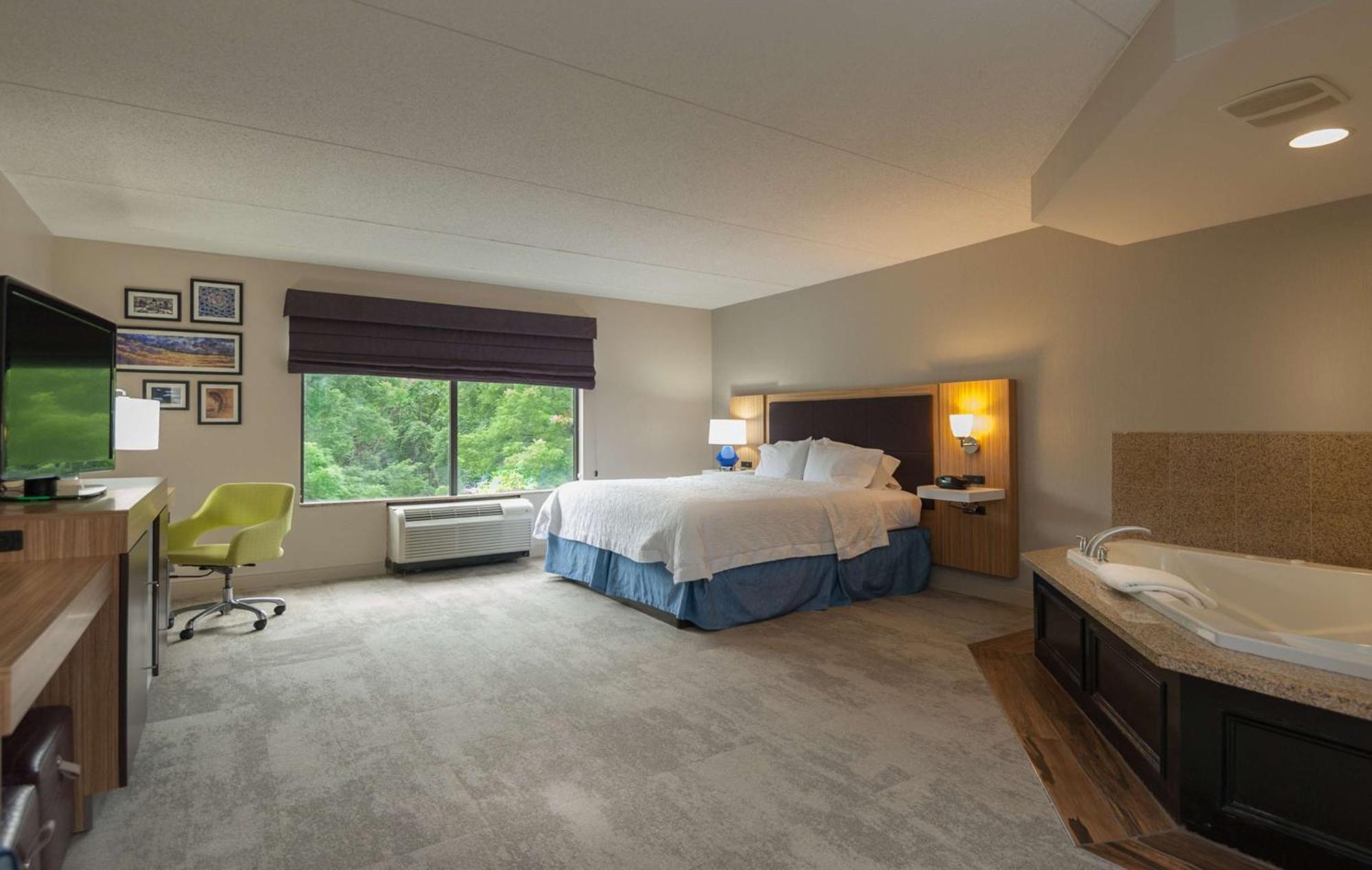 Hampton Inn Doylestown Warrington Exterior photo