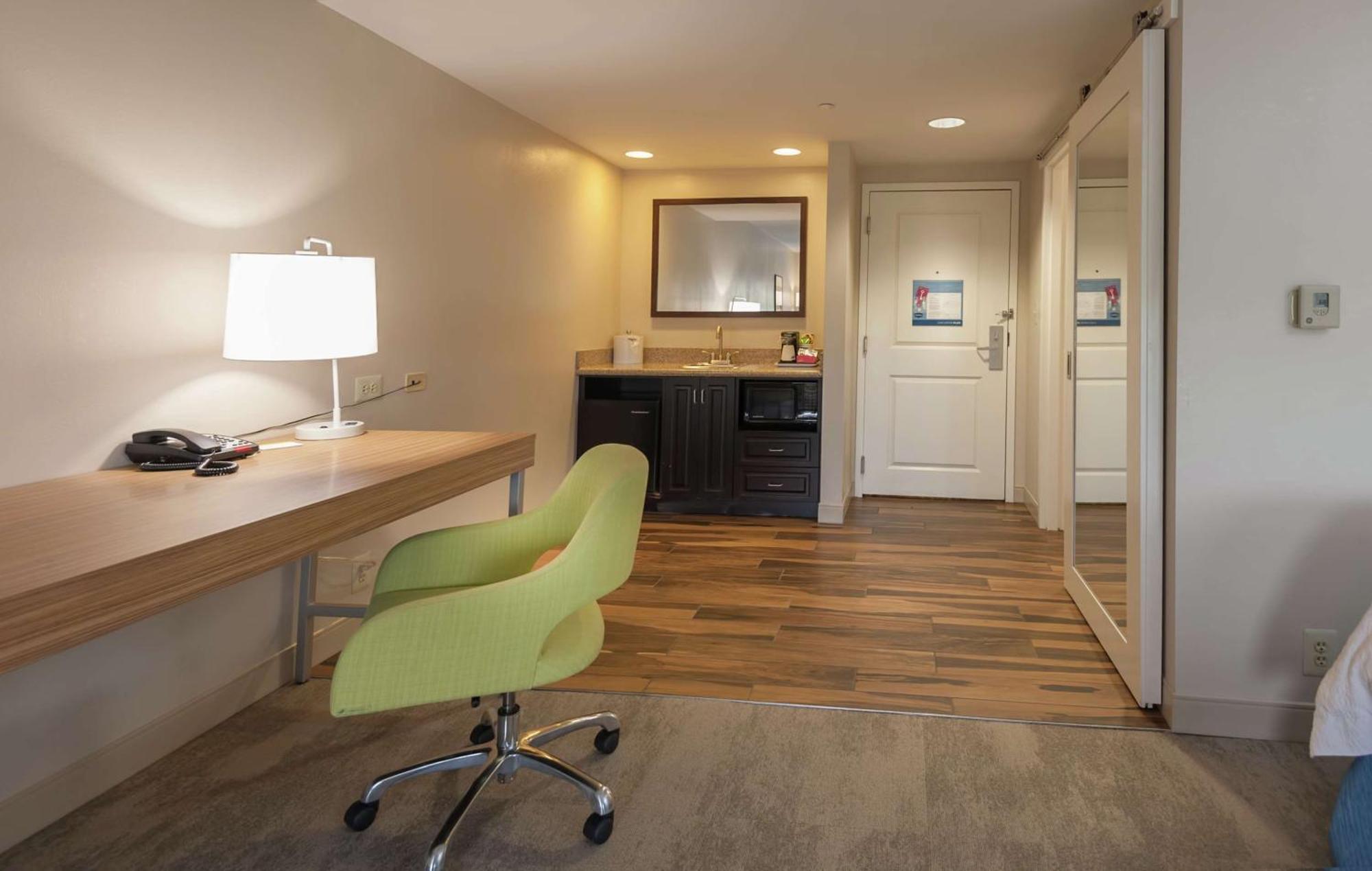 Hampton Inn Doylestown Warrington Exterior photo
